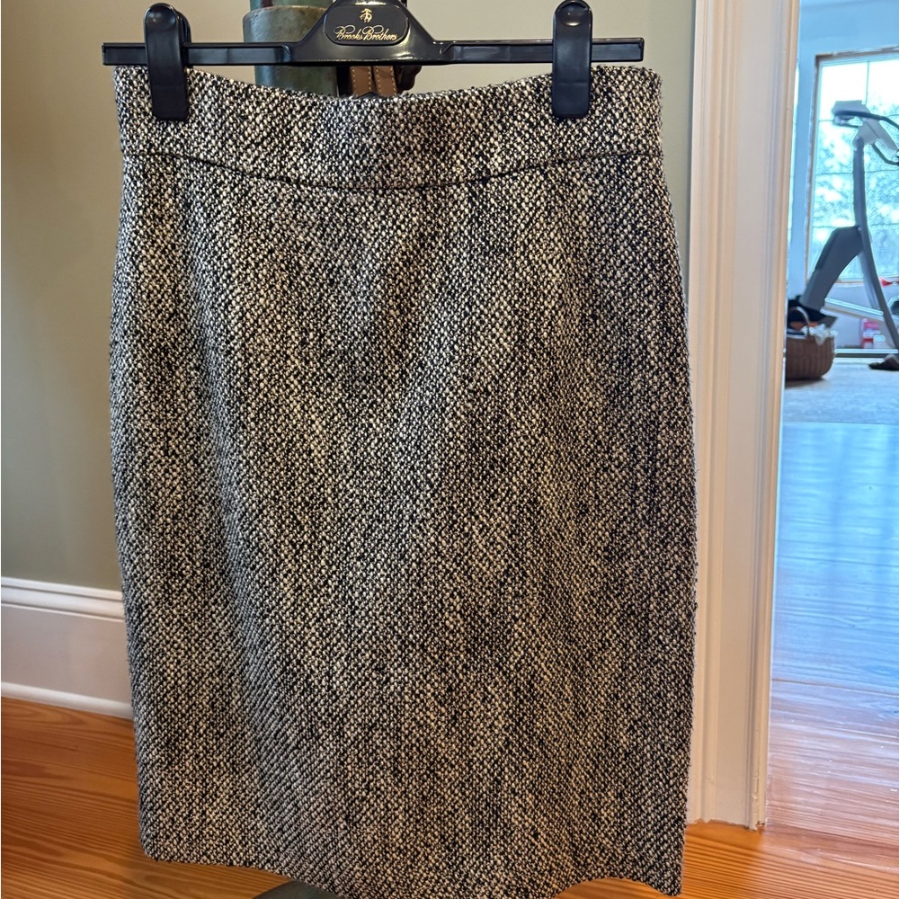 Brooks Brothers Monochrome Tweed Pencil Skirt